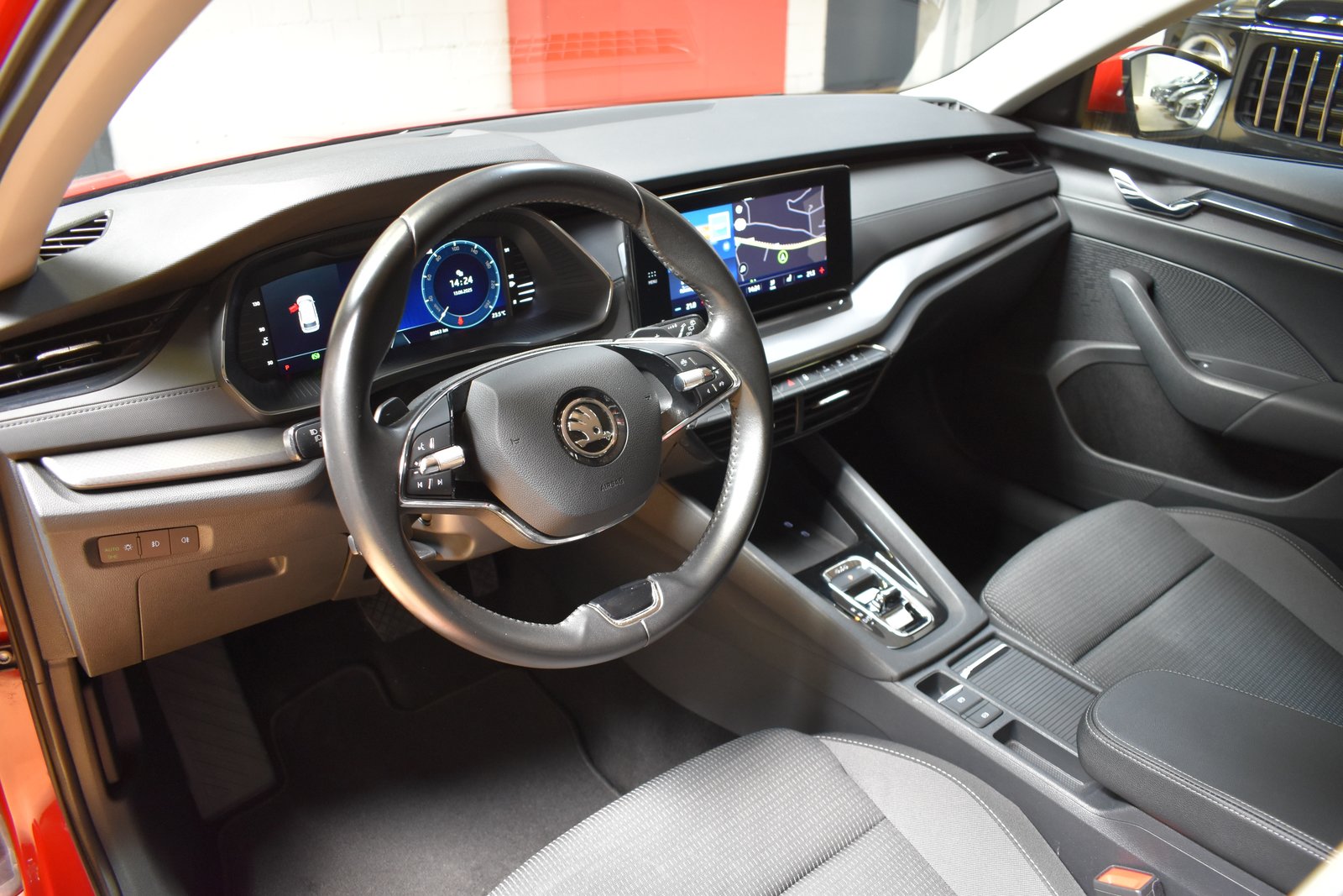 SKODA Octavia Combi 2.0 TDI DSG Ambition 4x4 - New Model 2021 - 15, Diesel, Occasion / Utilisé, Automatique - 5