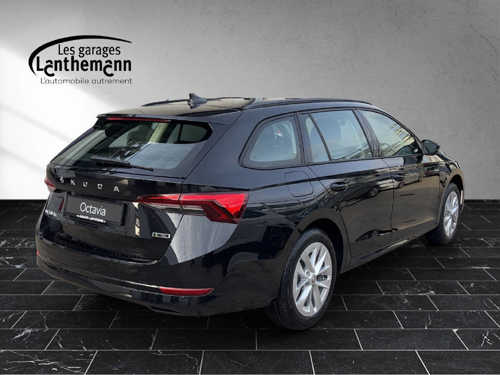 SKODA Octavia Ambition mHEV, Benzina, Occasioni / Usate, Automatico - 5
