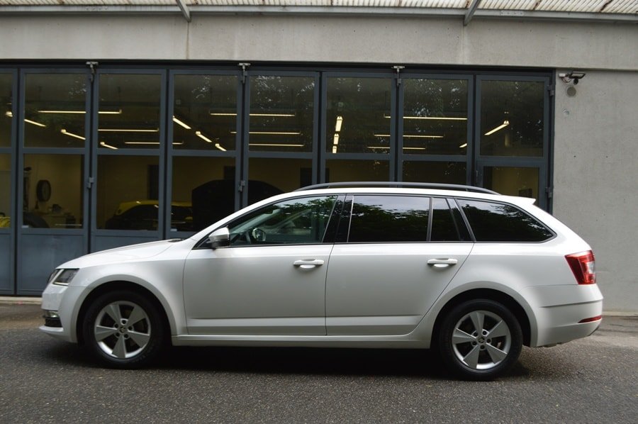 SKODA Octavia Combi 2.0 TDI Ambition 4x4 DSG, Diesel, Occasion / Utilisé, Automatique - 4