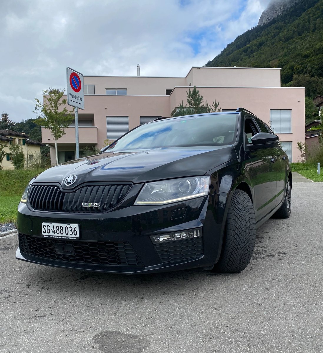 SKODA Octavia Combi 2.0 TDI 184 RS Prag 4x4 DSG, Diesel, Occasion / Gebraucht, Automat - 2