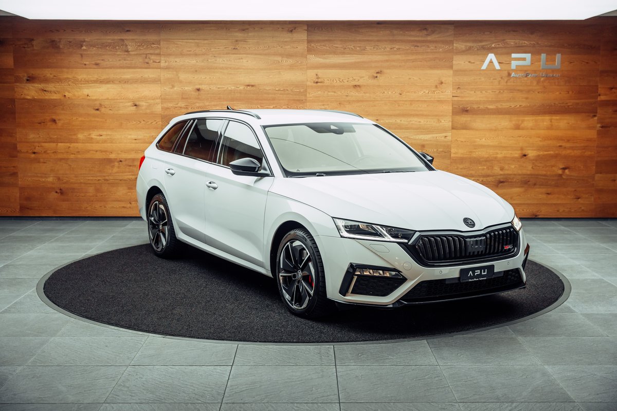 SKODA Octavia Combi 1.4 TSI PHEV DSG RS