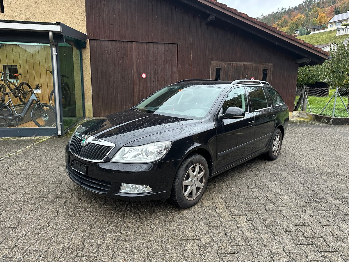 SKODA Octavia Combi 1.8 TSI Ambition DSG