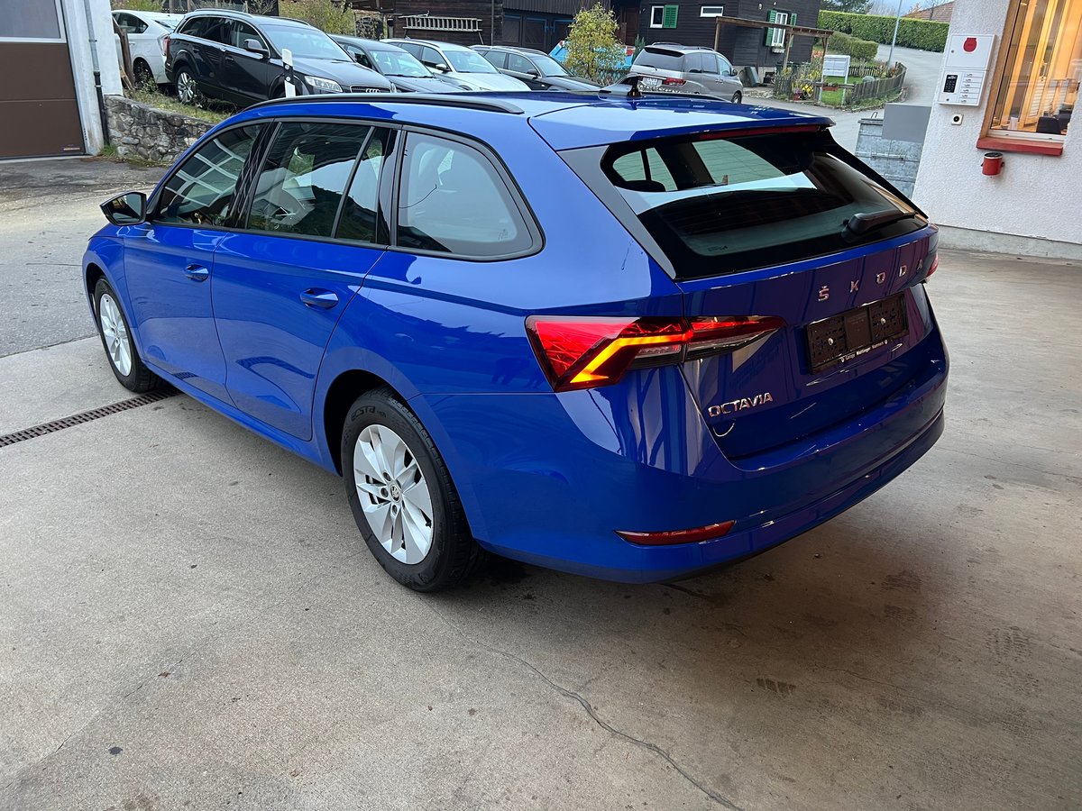 SKODA Octavia Combi 2.0 TDI DSG Ambition 4x4, Diesel, Occasion / Gebraucht, Automat - 4