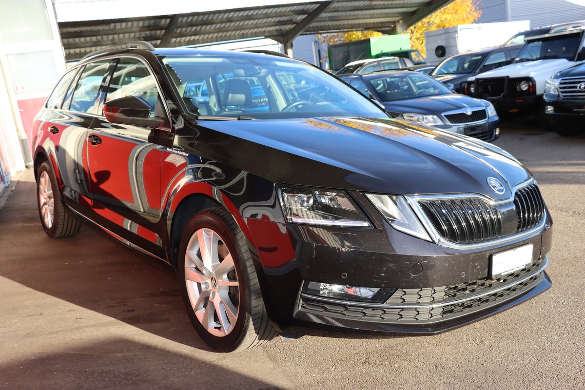 SKODA Octavia Combi 2.0 TDI Style 4x4, Diesel, Occasion / Gebraucht, Automat - 4