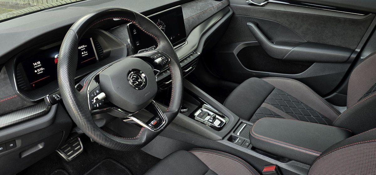 SKODA Octavia Combi 2.0 TSI DSG RS, Essence, Occasion / Utilisé, Automatique - 5