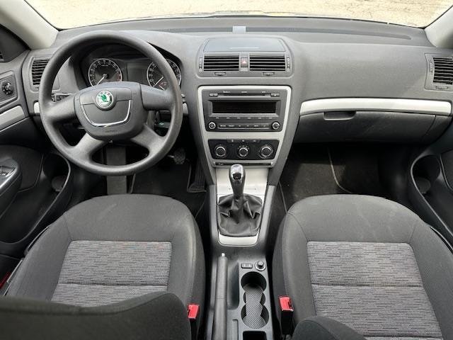 SKODA Octavia Combi 2.0 TDI Ambition 4x4, Diesel, Occasion / Utilisé, Manuelle - 6