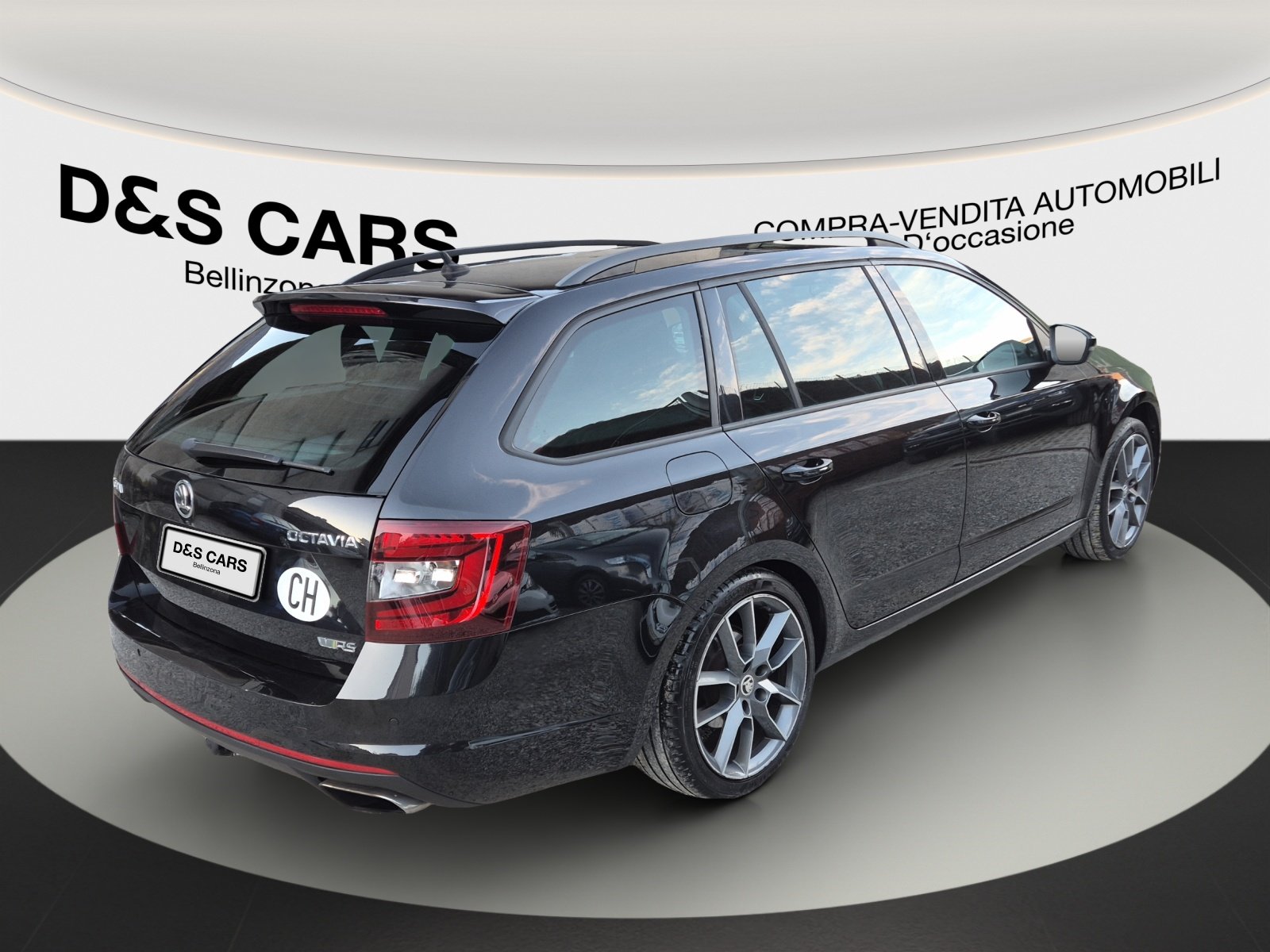 SKODA Octavia Combi 2.0 TSI RS, Petrol, Second hand / Used, Manual - 5