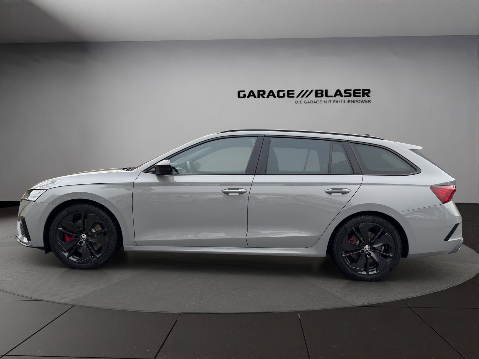 SKODA Octavia Combi 2.0 TSI DSG RS, Benzin, Occasion / Gebraucht, Automat - 2