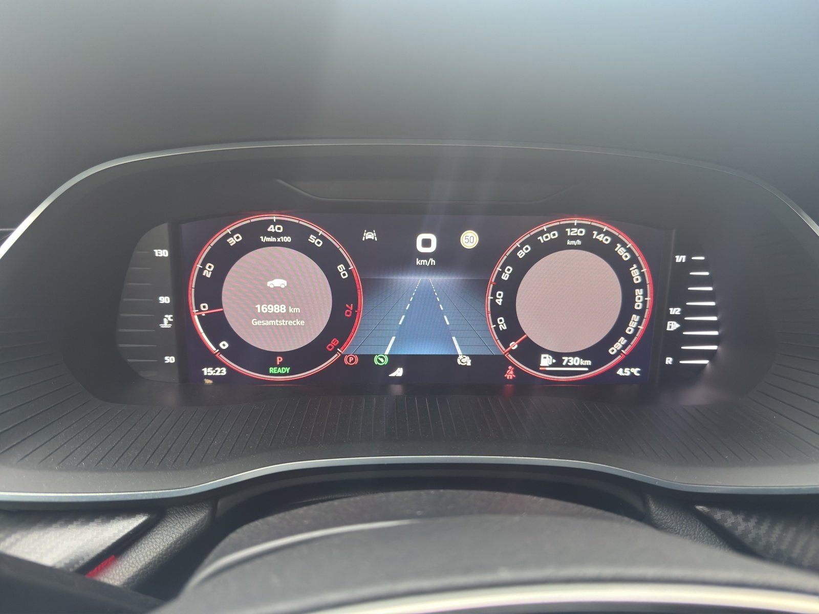 SKODA Octavia Combi 1.5 TSI mHEV DSG Sport Line, Mild-Hybrid Benzin/Elektro, Occasion / Gebraucht, Automat - 5