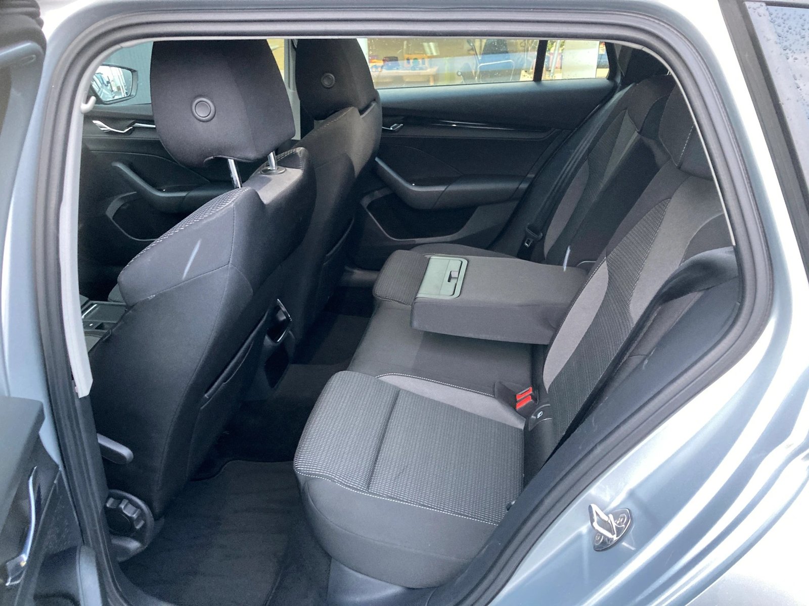 SKODA Octavia Combi 2.0 TDI DSG Ambition, Diesel, Occasioni / Usate, Automatico - 5