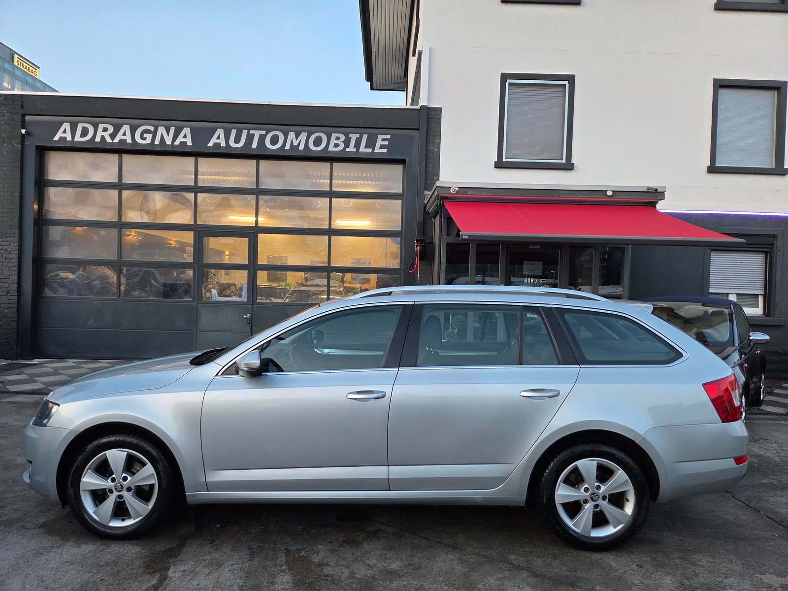 SKODA Octavia Combi 1.6 TDI Ambition DSG, Diesel, Occasioni / Usate, Automatico - 5