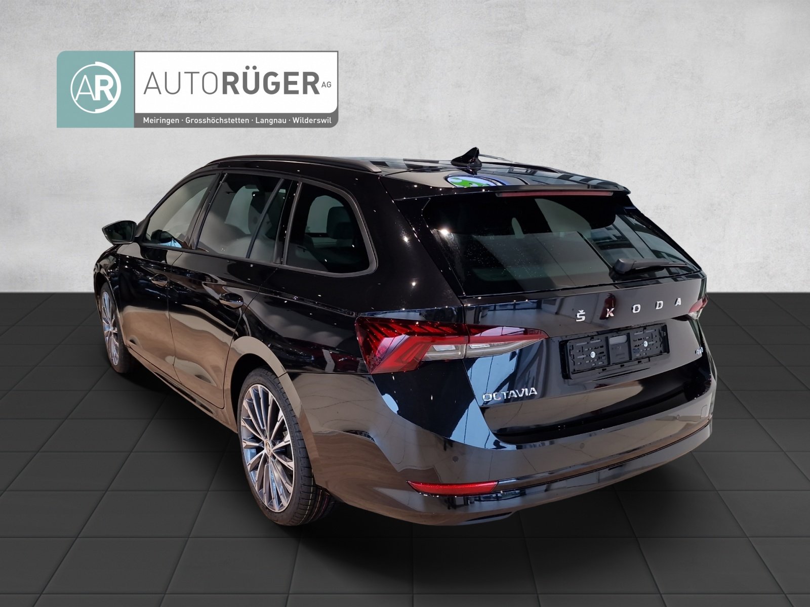 SKODA Octavia Combi 2.0 TDI DSG Style 4x4, Diesel, Occasioni / Usate, Automatico - 4