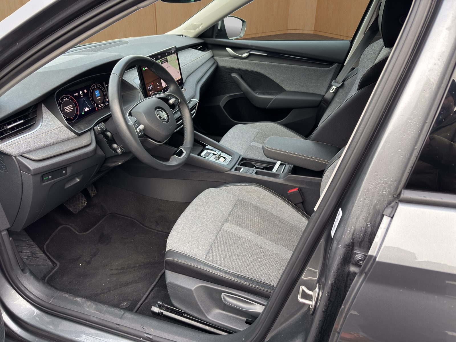 SKODA Octavia Selection, Diesel, Second hand / Used, Automatic - 7