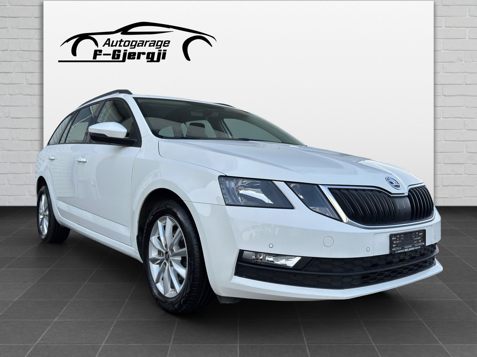 SKODA Octavia Combi 1.6 TDI Ambition DSG, Diesel, Second hand / Used, Automatic - 2