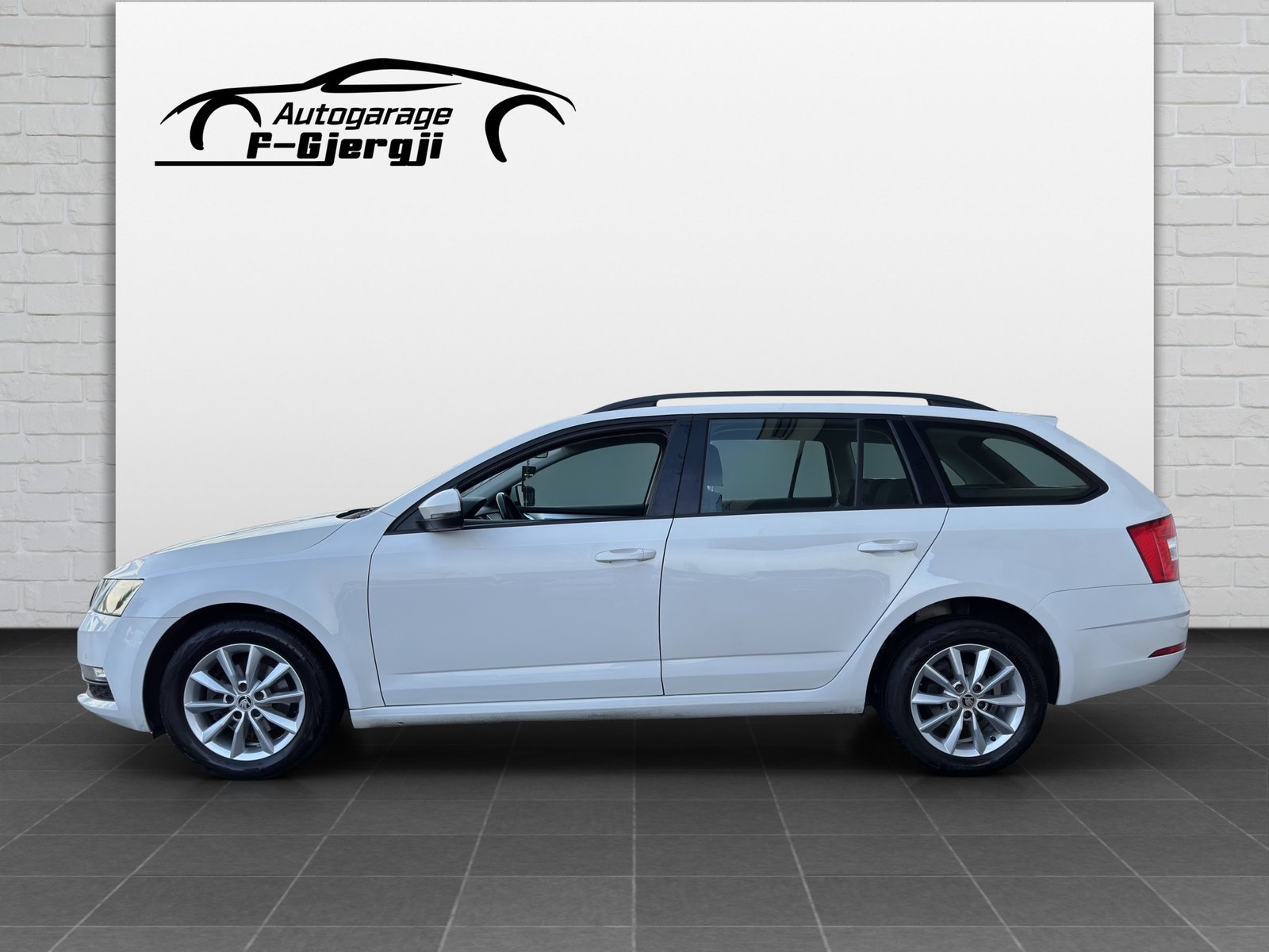 SKODA Octavia Combi 1.6 TDI Ambition DSG, Diesel, Second hand / Used, Automatic - 5