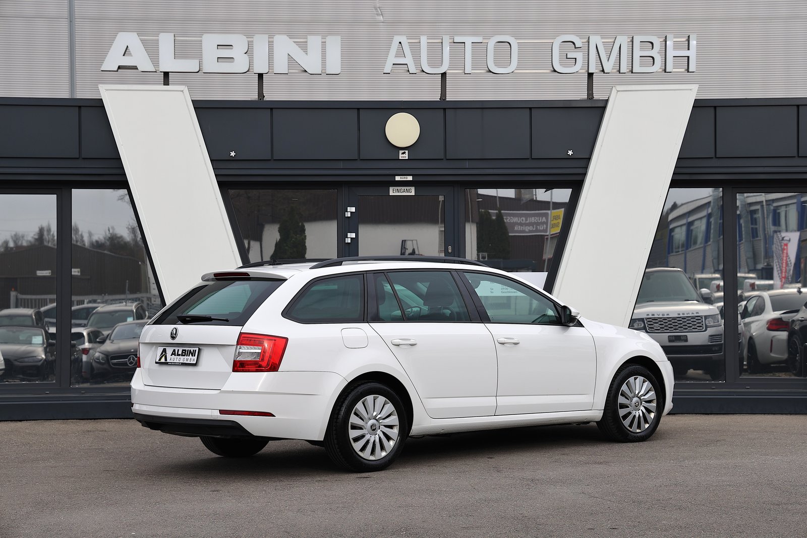 SKODA Octavia Combi 2.0 TDI Ambition 4x4 DSG, Diesel, Second hand / Used, Automatic - 4