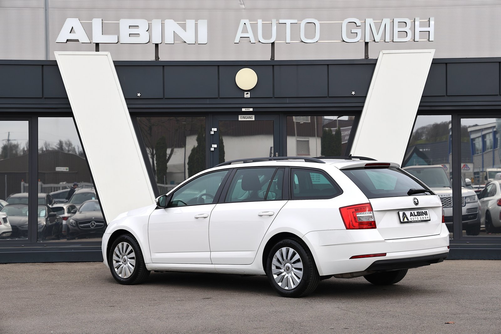 SKODA Octavia Combi 2.0 TDI Ambition 4x4 DSG, Diesel, Second hand / Used, Automatic - 5
