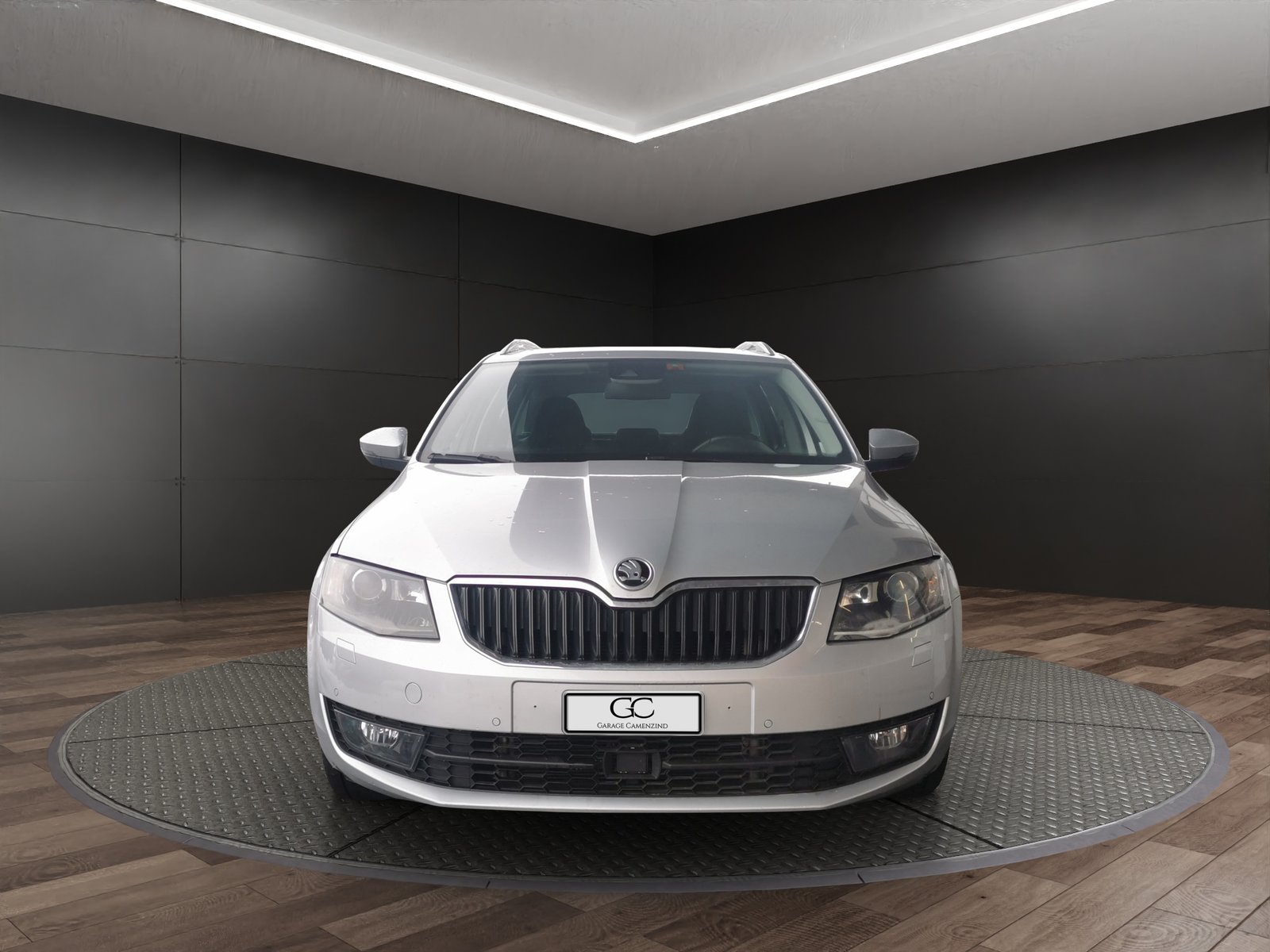 SKODA Octavia Combi 2.0 TDI Style 4x4 DSG, Diesel, Occasion / Gebraucht, Automatik - 2