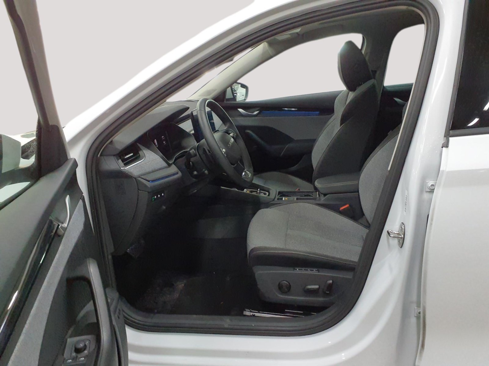 SKODA Octavia Combi 2.0 TDI DSG Selection Tour, Diesel, Occasion / Utilisé, Automatique - 5