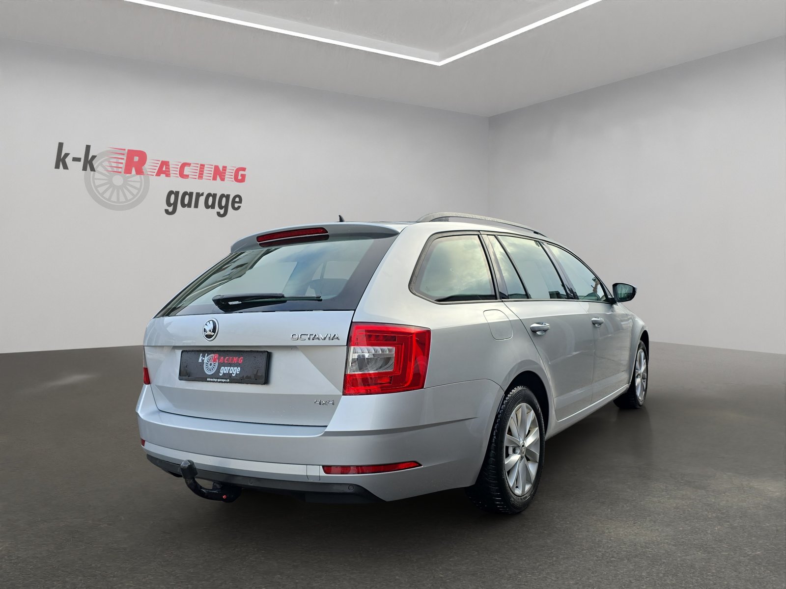 SKODA Octavia Combi 2.0 TDI Ambition 4x4, Diesel, Occasion / Gebraucht, Automatik - 4