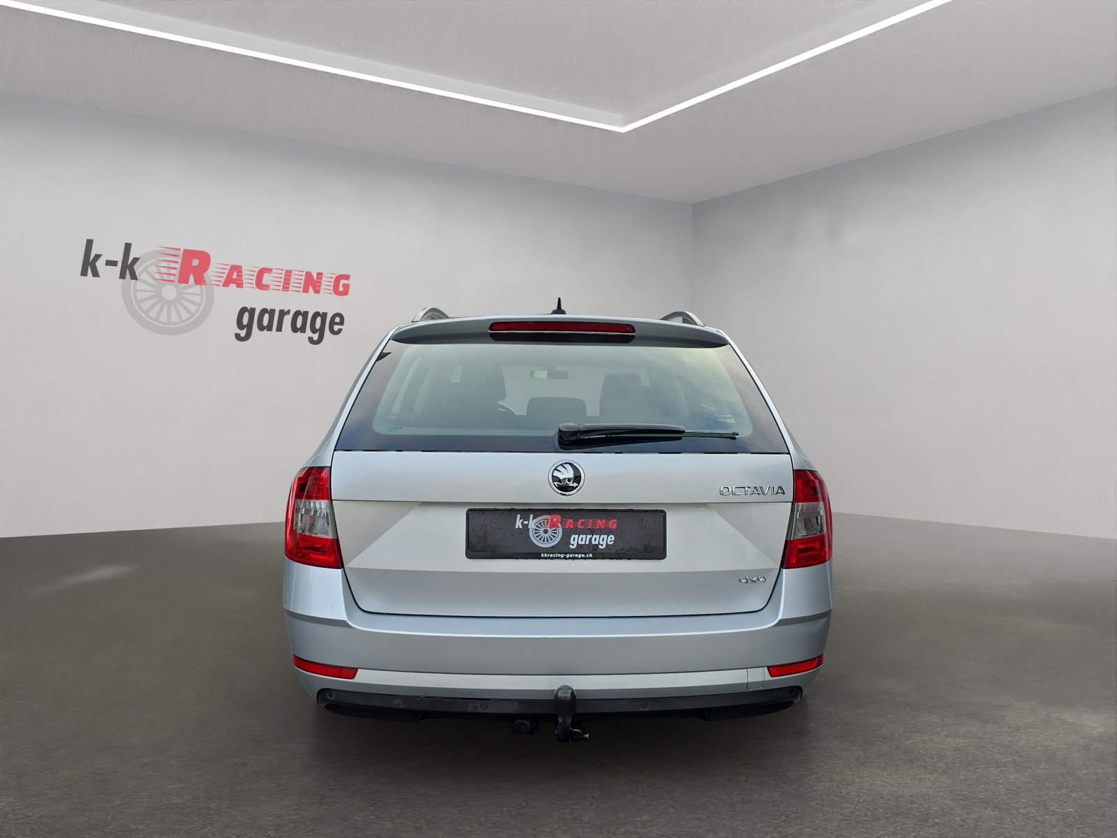 SKODA Octavia Combi 2.0 TDI Ambition 4x4, Diesel, Occasion / Gebraucht, Automatik - 5
