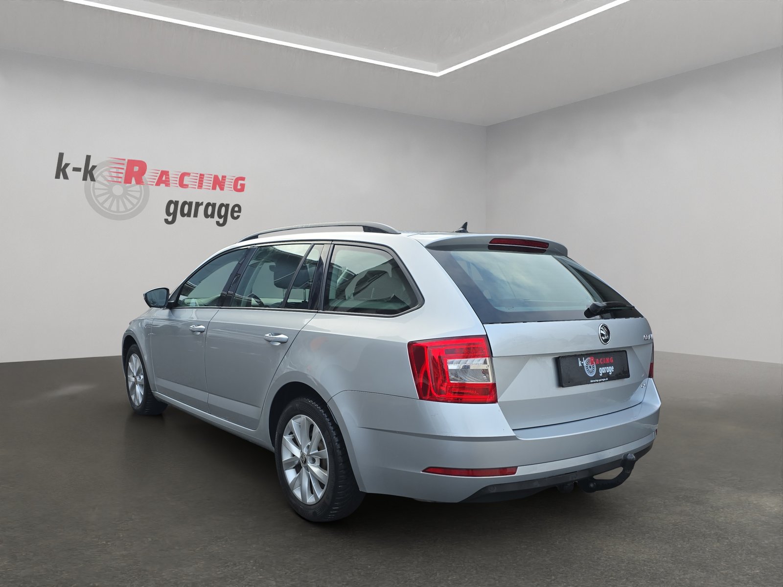 SKODA Octavia Combi 2.0 TDI Ambition 4x4, Diesel, Occasion / Gebraucht, Automatik - 6