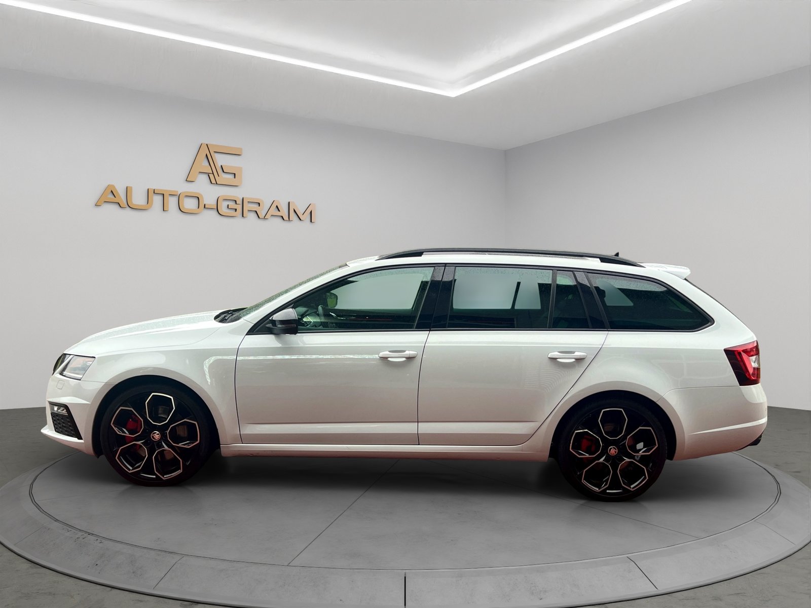 SKODA Octavia Combi 2.0 TSI RS 245 DSG, Essence, Occasion / Utilisé, Automatique - 3
