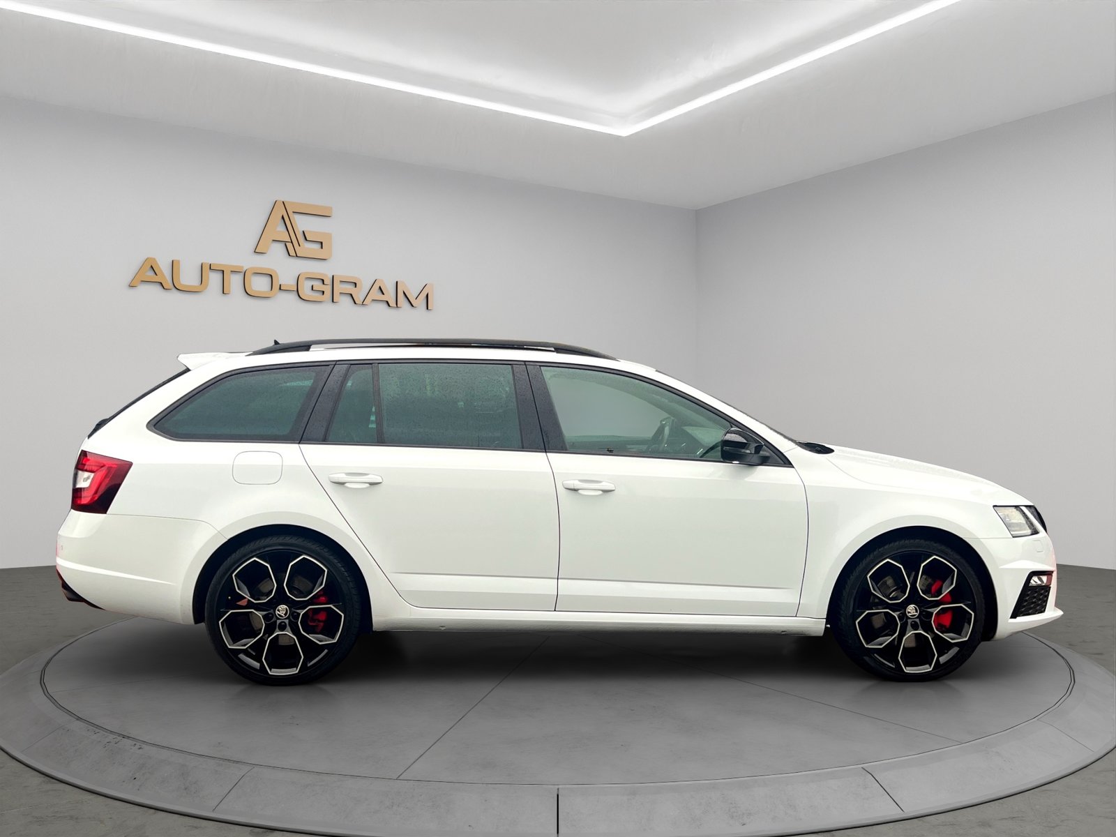 SKODA Octavia Combi 2.0 TSI RS 245 DSG, Essence, Occasion / Utilisé, Automatique - 7