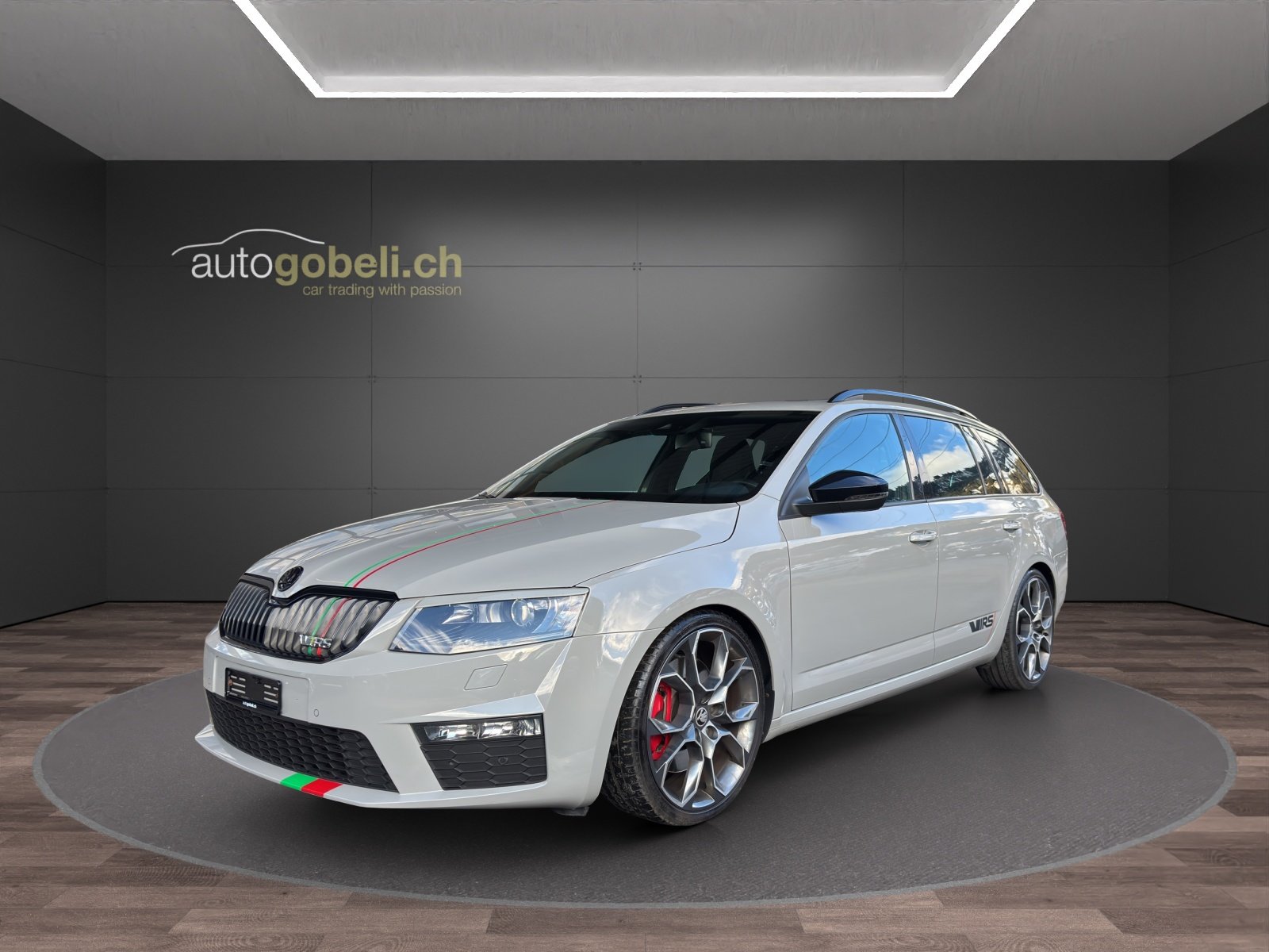SKODA Octavia Combi 2.0 TSI RS DSG