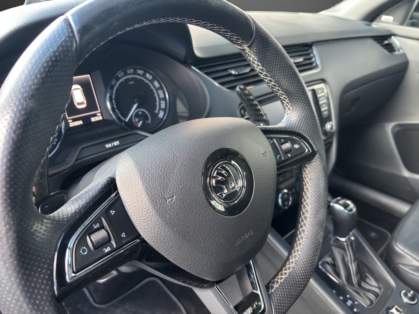SKODA Octavia Combi 2.0 TSI RS DSG, Essence, Occasion / Utilisé, Automatique - 5