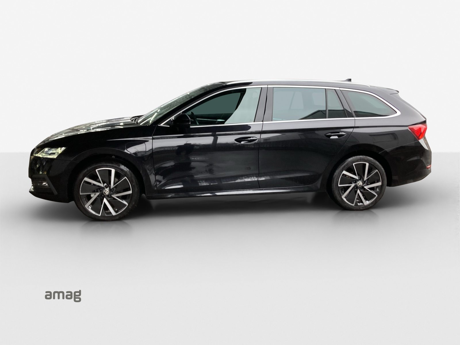 SKODA Octavia Style iV Plug-in-Hybrid, Hybride Intégral Essence/Électricité, Occasion / Utilisé, Automatique - 2