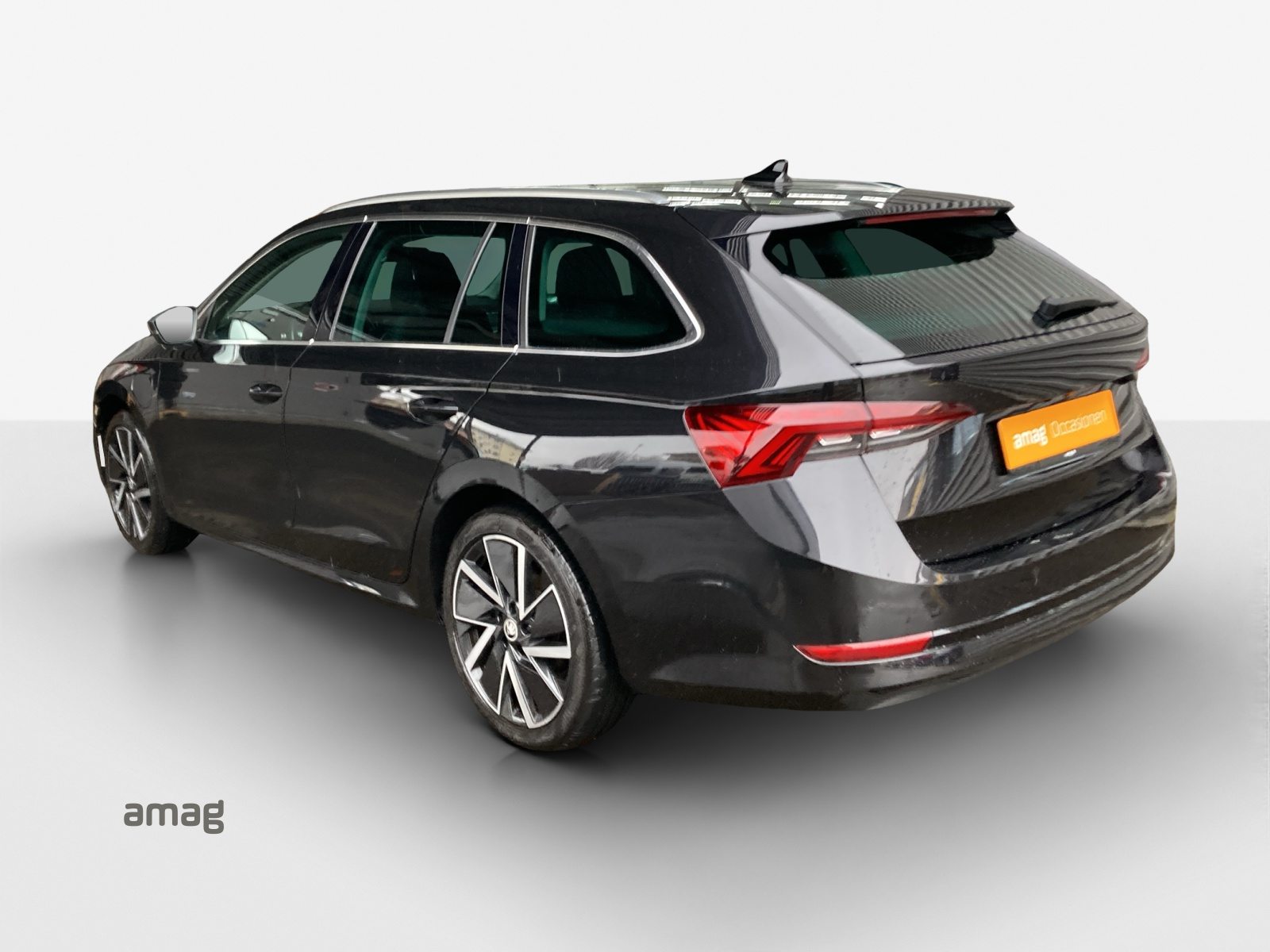 SKODA Octavia Style iV Plug-in-Hybrid, Hybride Intégral Essence/Électricité, Occasion / Utilisé, Automatique - 3