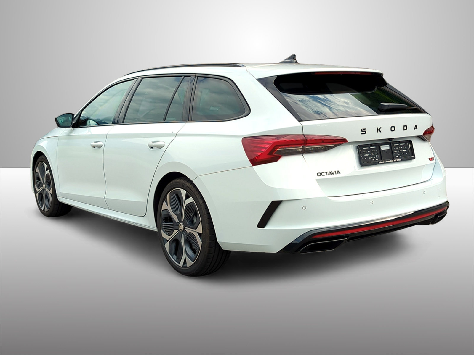 SKODA Octavia Combi 2.0 TSI DSG RS, Essence, Occasion / Utilisé, Automatique - 3