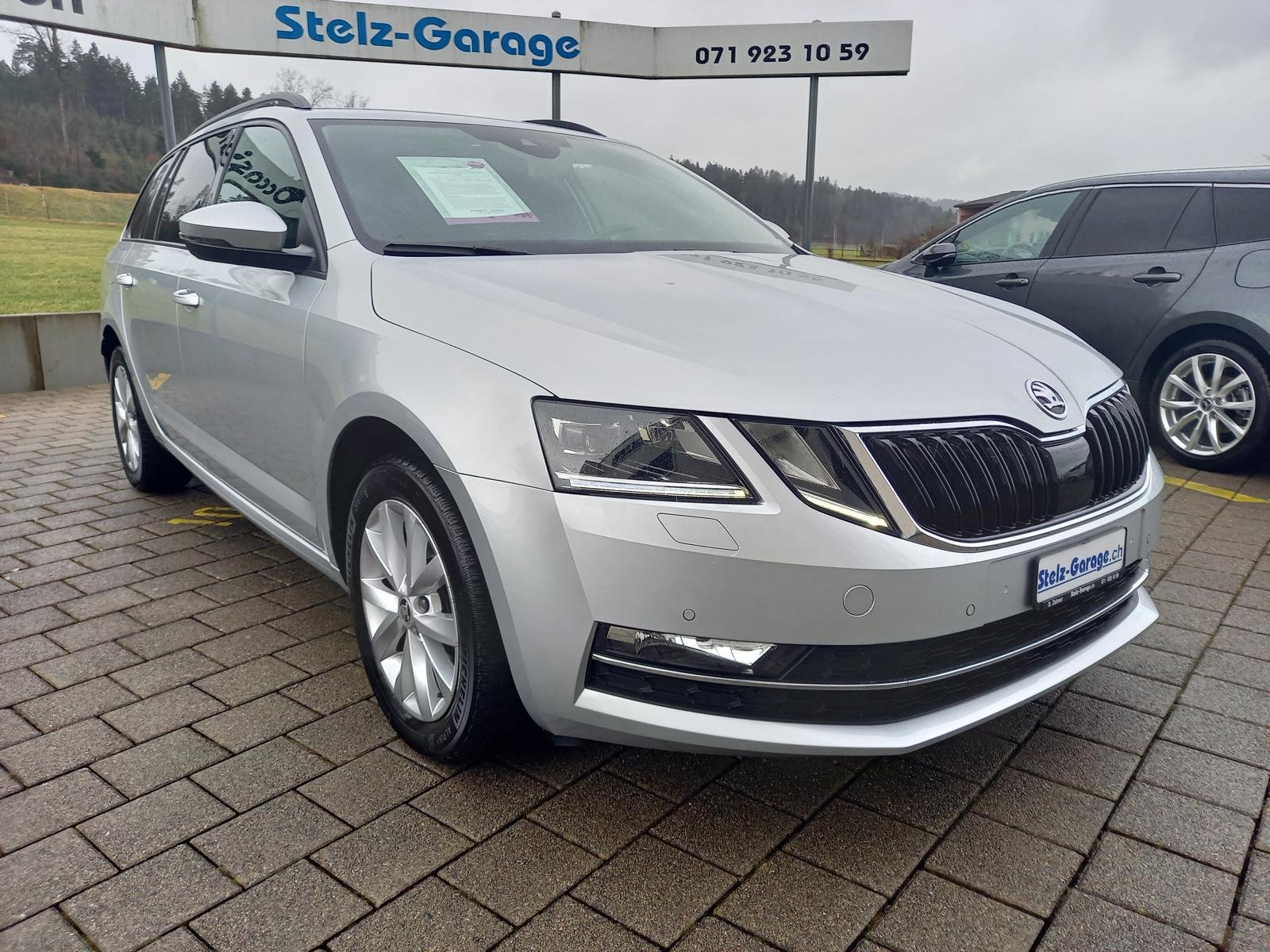 SKODA Octavia Combi 2.0 TDI 184 Style 4x4 DSG, Diesel, Occasion / Gebraucht, Automatik - 4