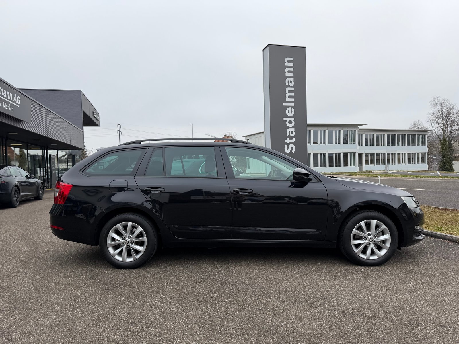 SKODA Octavia Combi 1.0 TSI Ambition DSG, Benzin, Occasion / Gebraucht, Automatik - 3