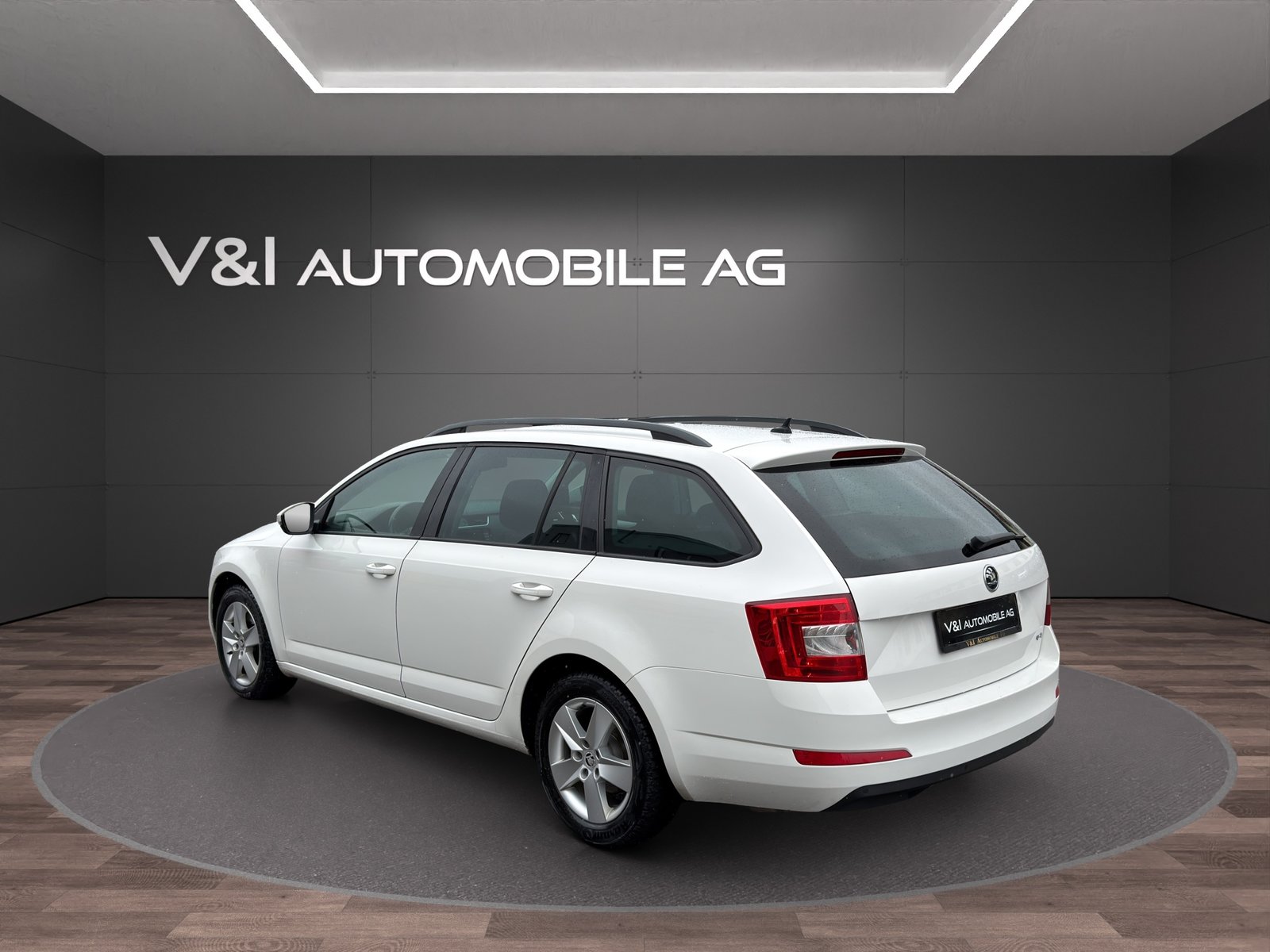SKODA Octavia Combi 2.0 TDI Style 4x4 DSG, Diesel, Occasion / Utilisé, Automatique - 4
