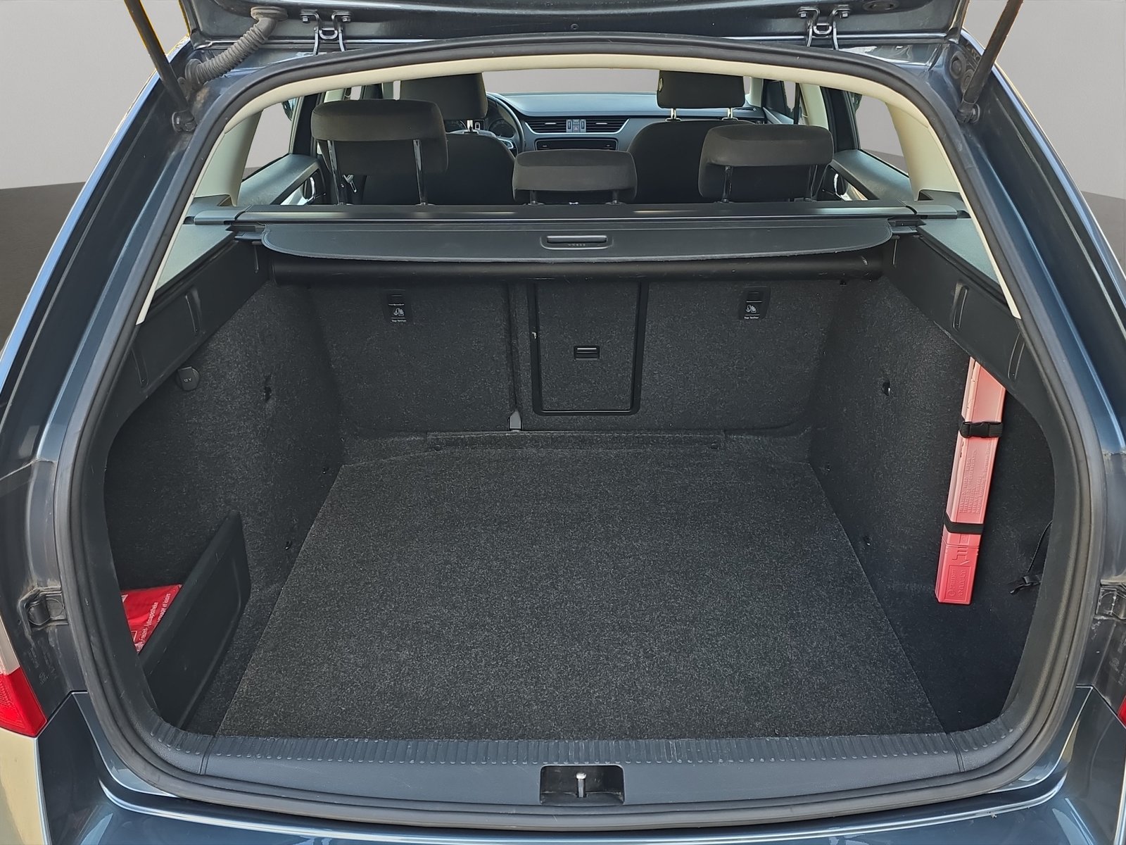 SKODA Octavia Combi 2.0 TDI Ambition 4x4, Diesel, Occasion / Utilisé, Automatique - 7