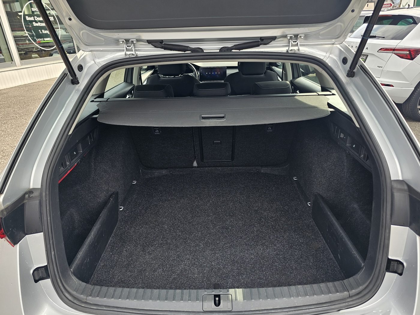 SKODA Octavia Ambition, Diesel, Second hand / Used, Automatic - 7
