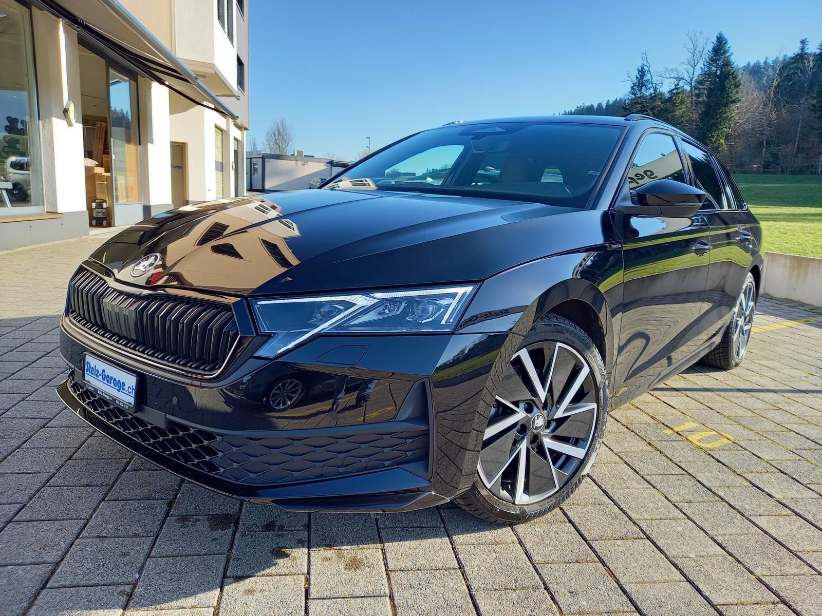SKODA Octavia Combi 2.0 TSI SportLine 4x4 DSG