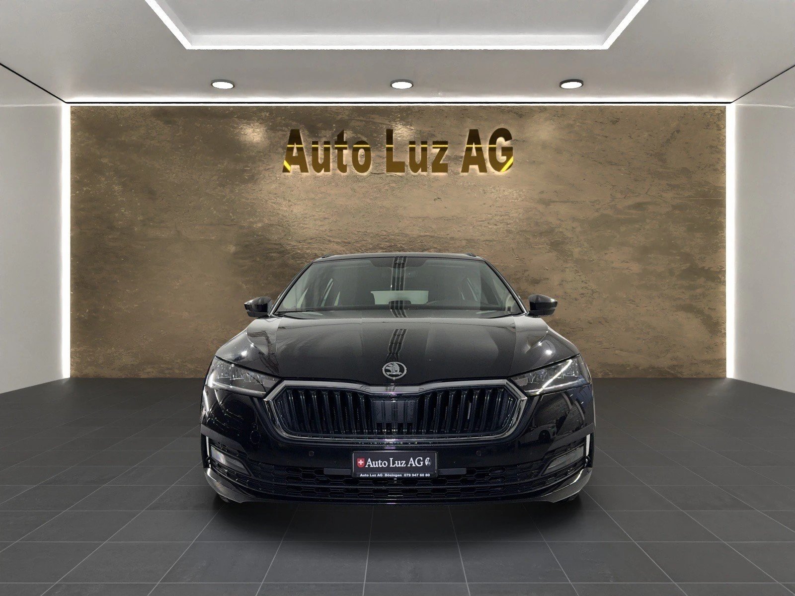 SKODA Octavia Combi 1.0 TSI mHEV DSG Ambition, Mild-Hybrid Benzin/Elektro, Occasion / Gebraucht, Automatik - 2