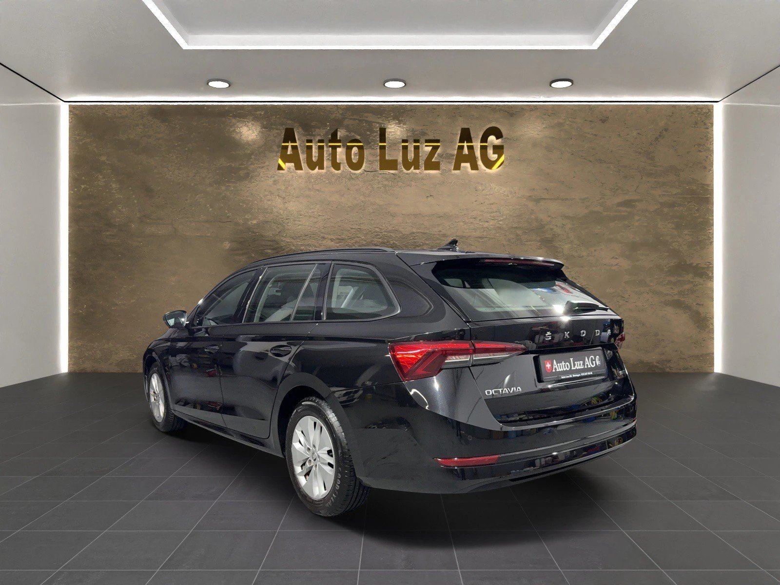 SKODA Octavia Combi 1.0 TSI mHEV DSG Ambition, Mild-Hybrid Benzin/Elektro, Occasion / Gebraucht, Automatik - 6