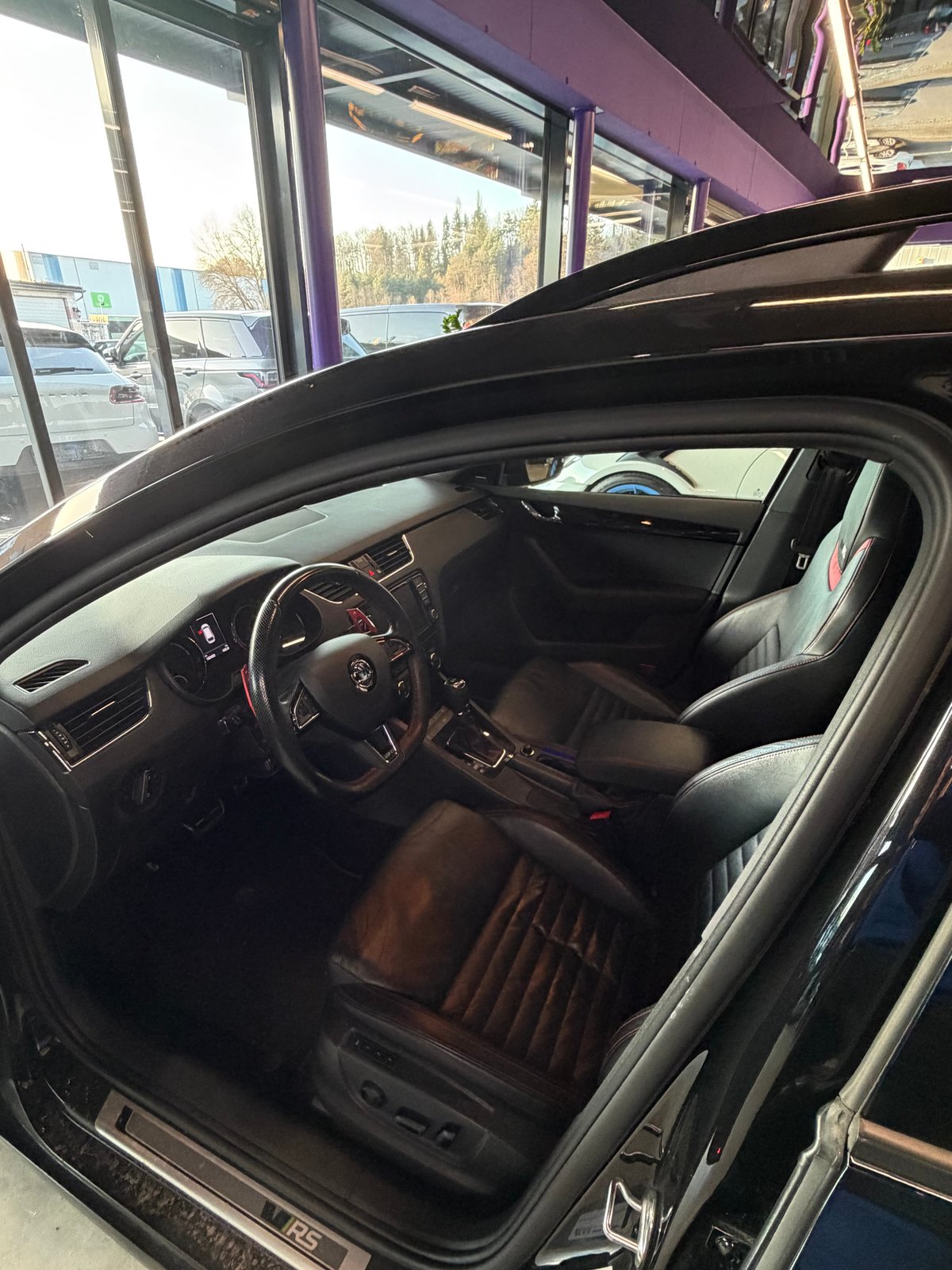 SKODA Octavia Combi 2.0 TSI RS 230 DSG, Essence, Occasion / Utilisé, Automatique - 6