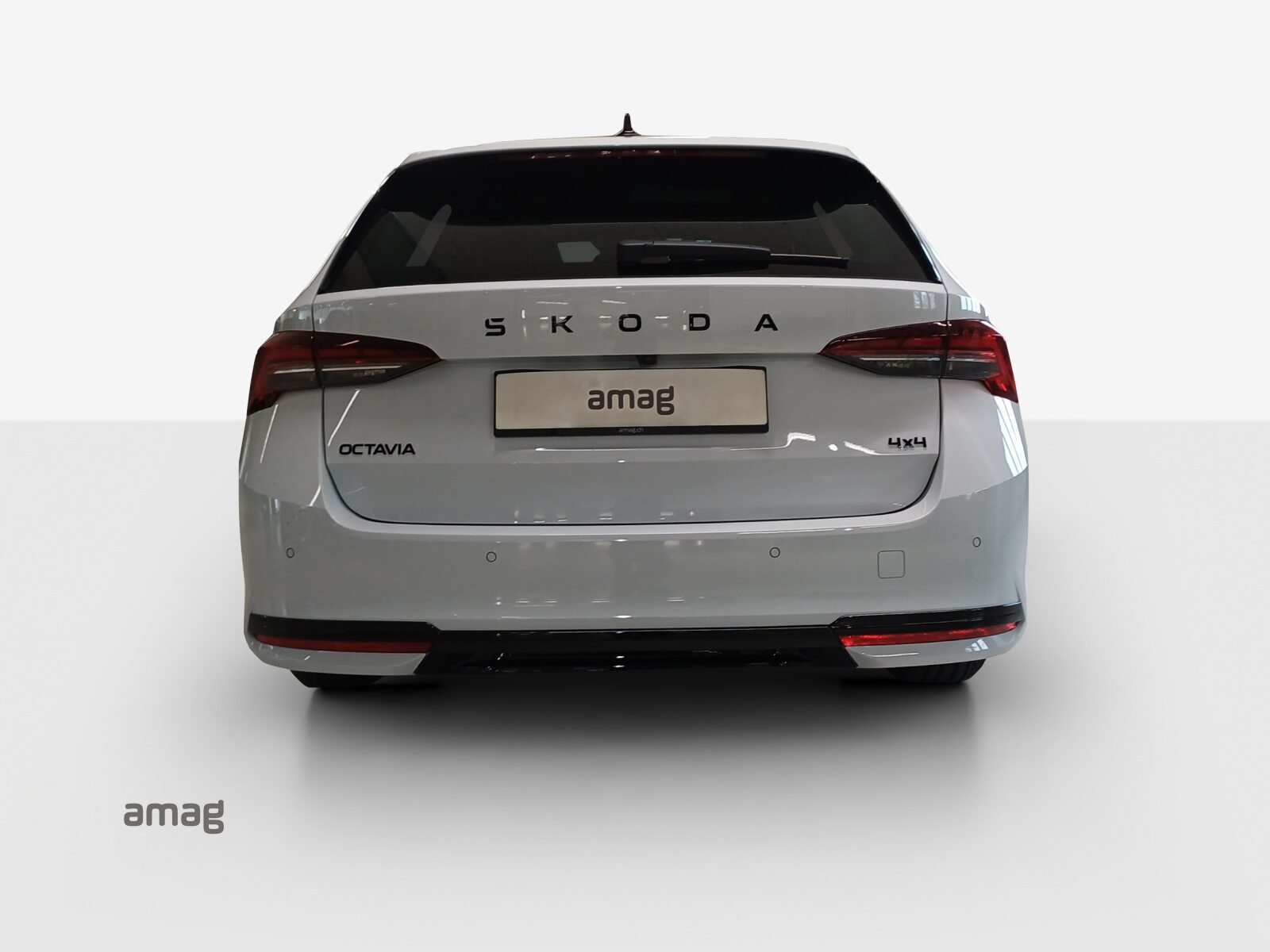 SKODA Octavia Sportline Dynamic (Netto), Benzin, Occasion / Gebraucht, Automatik - 4