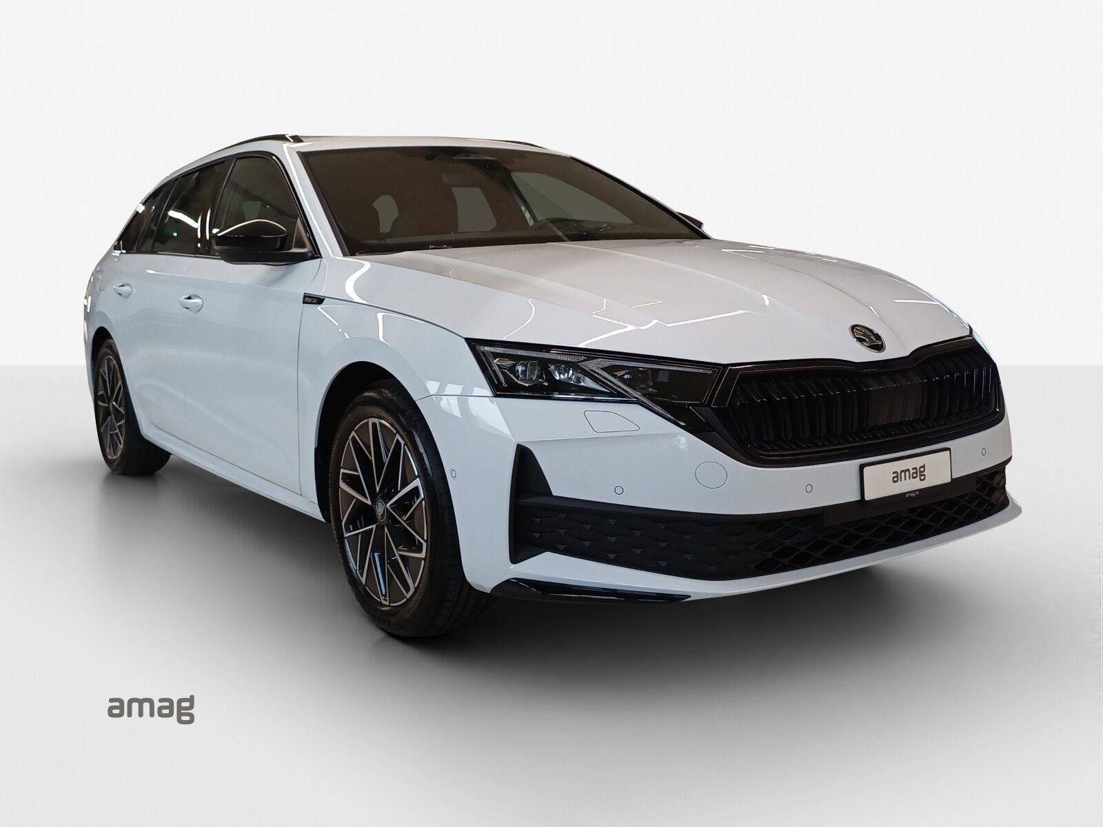SKODA Octavia Sportline Dynamic (Netto), Benzin, Occasion / Gebraucht, Automatik - 6