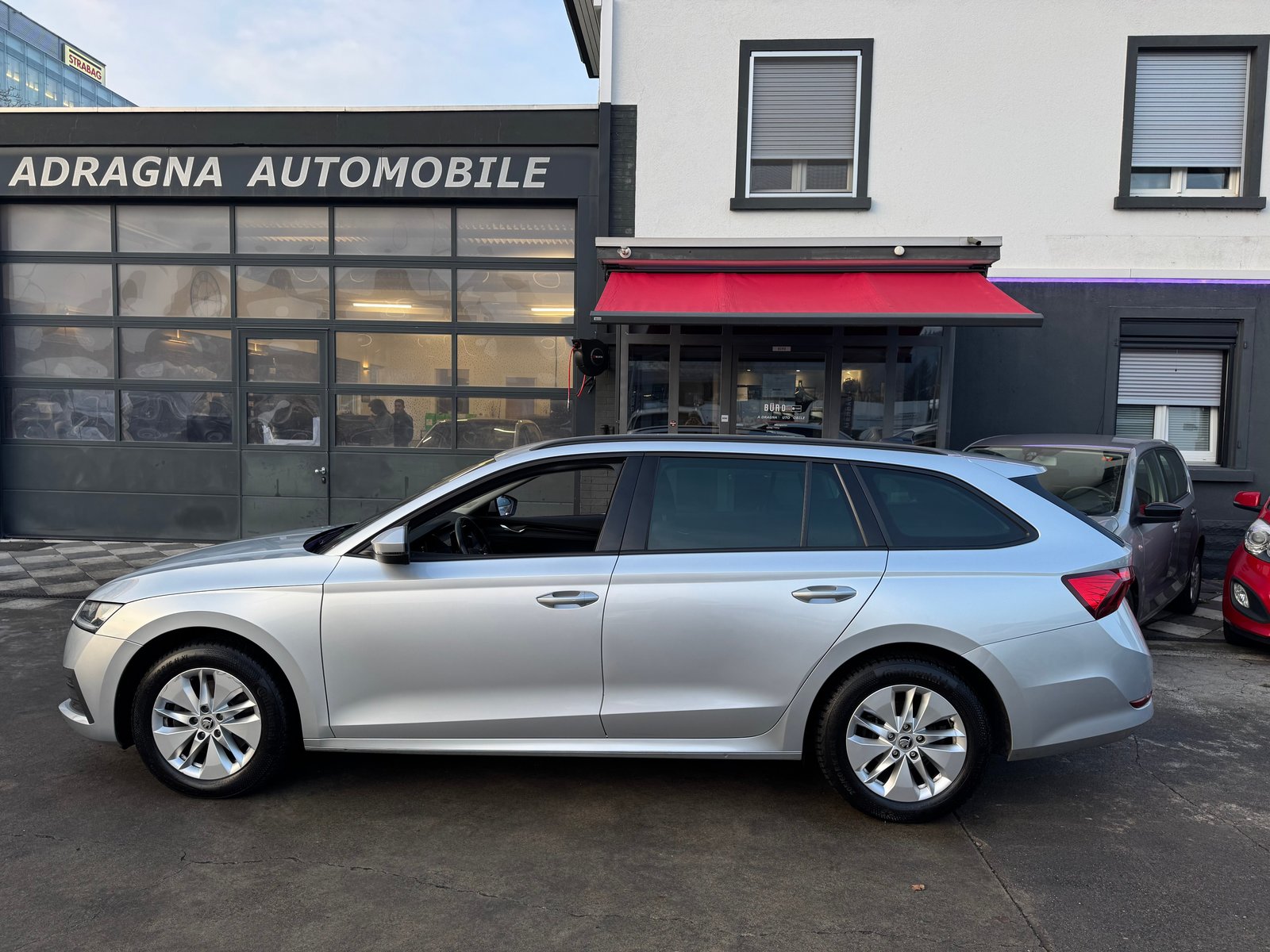 SKODA Octavia Combi 2.0 TDI DSG Ambition 4x4, Diesel, Occasion / Utilisé, Automatique - 5
