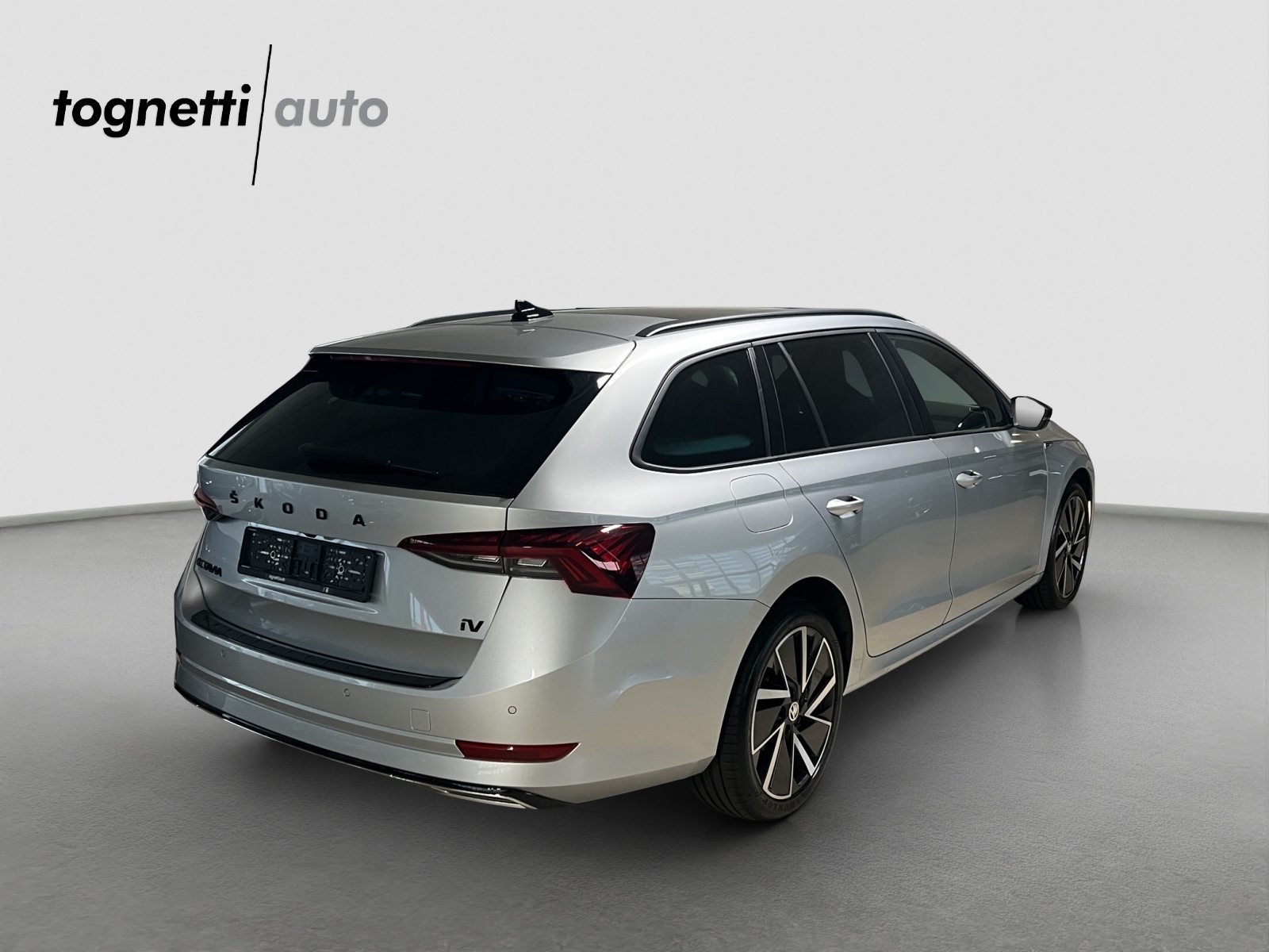 SKODA Octavia SportLine iV Plug-in-Hybrid (Netto), Hybride Integrale Benzina/Elettrica, Occasioni / Usate, Automatico - 4
