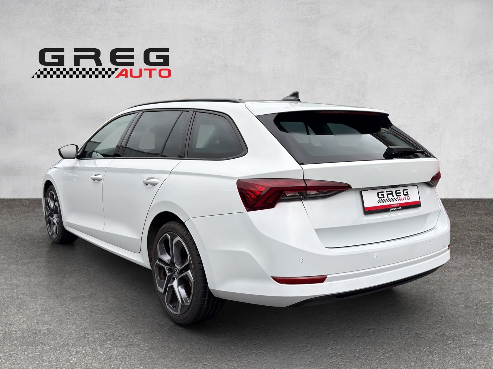 SKODA Octavia Combi 1.5 TSI mHEV DSG Style, Mild-Hybrid Petrol/Electric, Second hand / Used, Automatic - 3