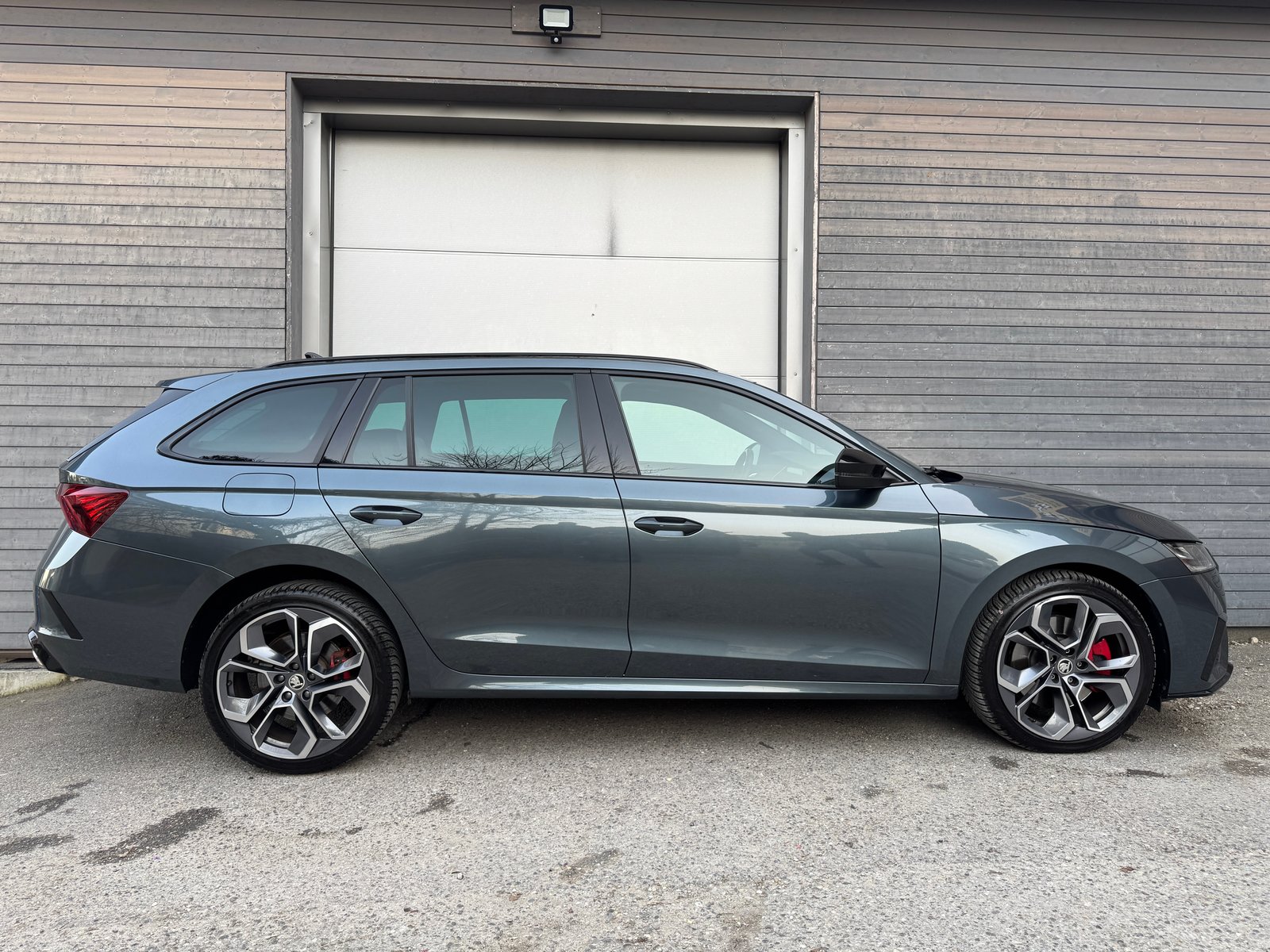 SKODA Octavia Combi 1.4 TSI PHEV DSG RS, Plug-in-Hybrid Petrol/Electric, Second hand / Used, Automatic - 7