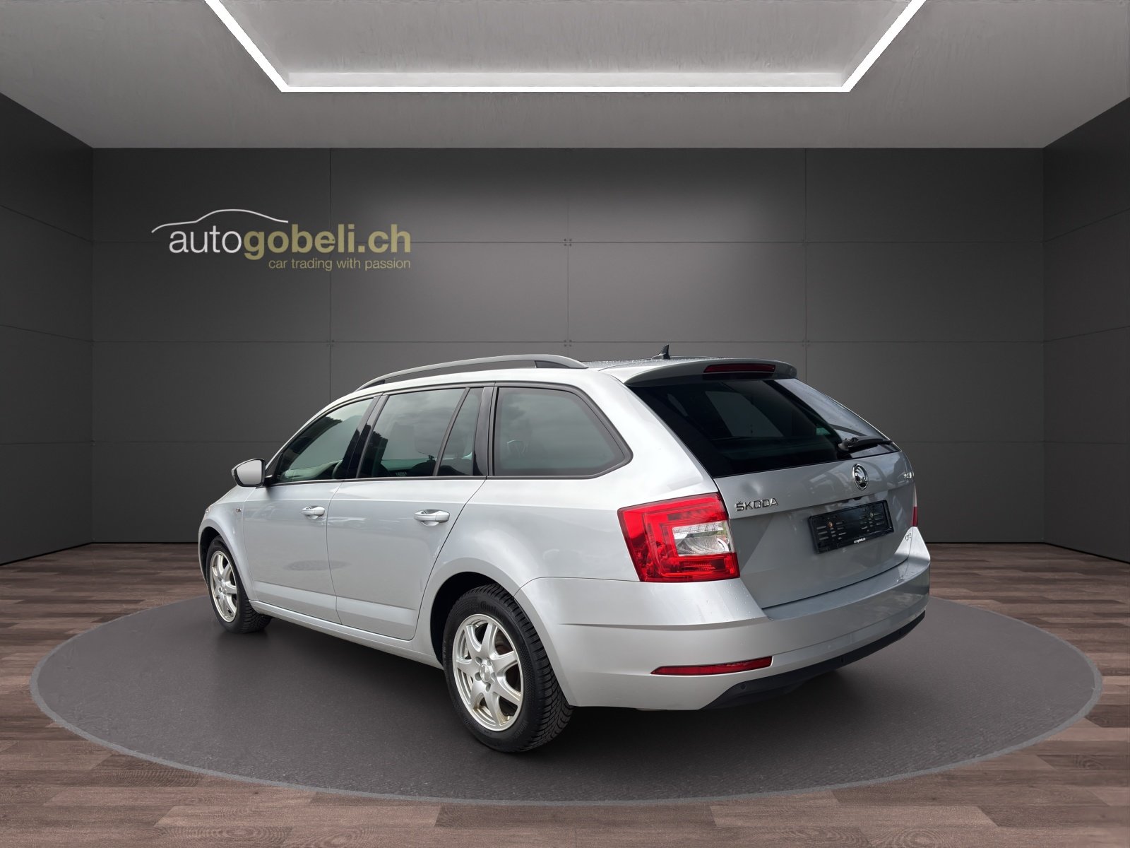 SKODA Octavia Combi 2.0 TSI Soleil 4x4 DSG, Petrol, Second hand / Used, Automatic - 2