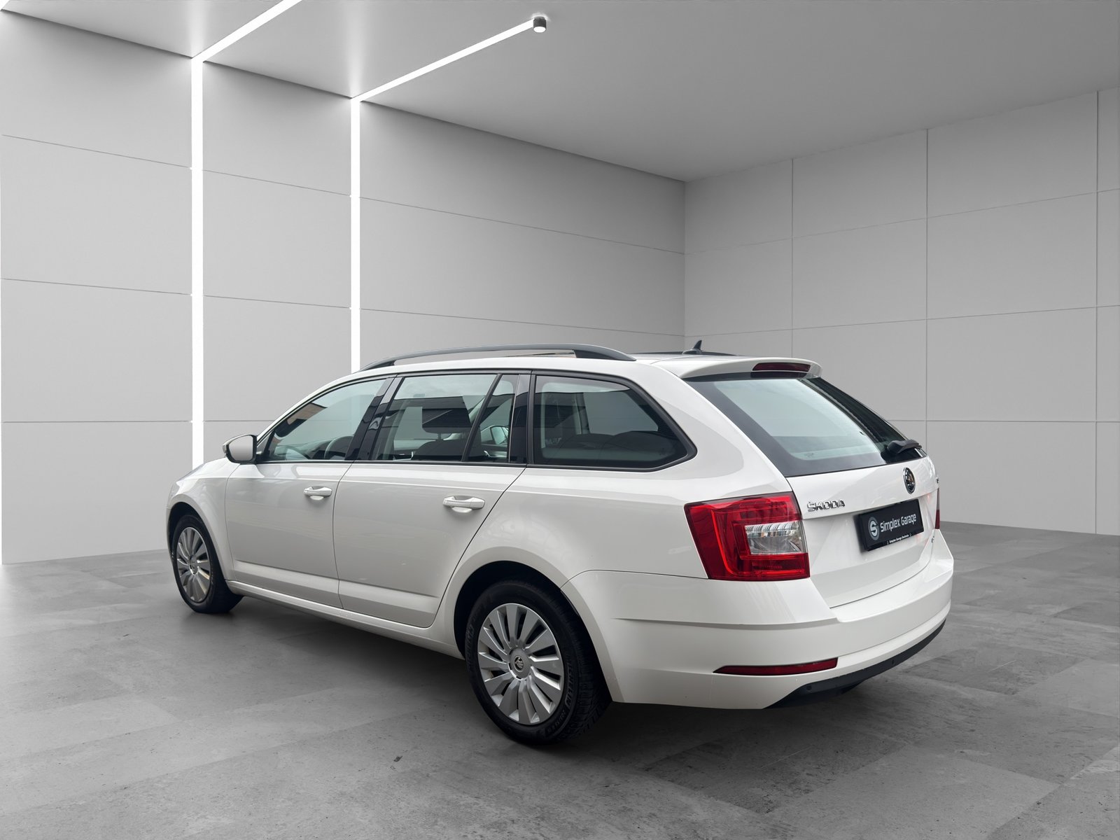 SKODA Octavia Combi 2.0 TDI Ambition 4x4 DSG, Diesel, Second hand / Used, Automatic - 3